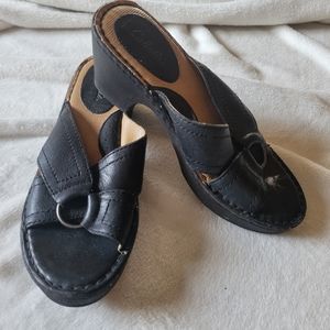 Cabela's Womens 6M Slip On Comfort Black Leather Sandals Open Toe Plarform Mules